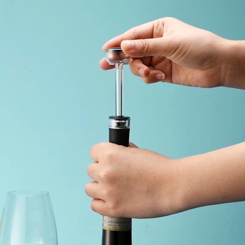 Leak-Free Wine Bottle Sealer V - огляд і ціна Wine Aerator Pour